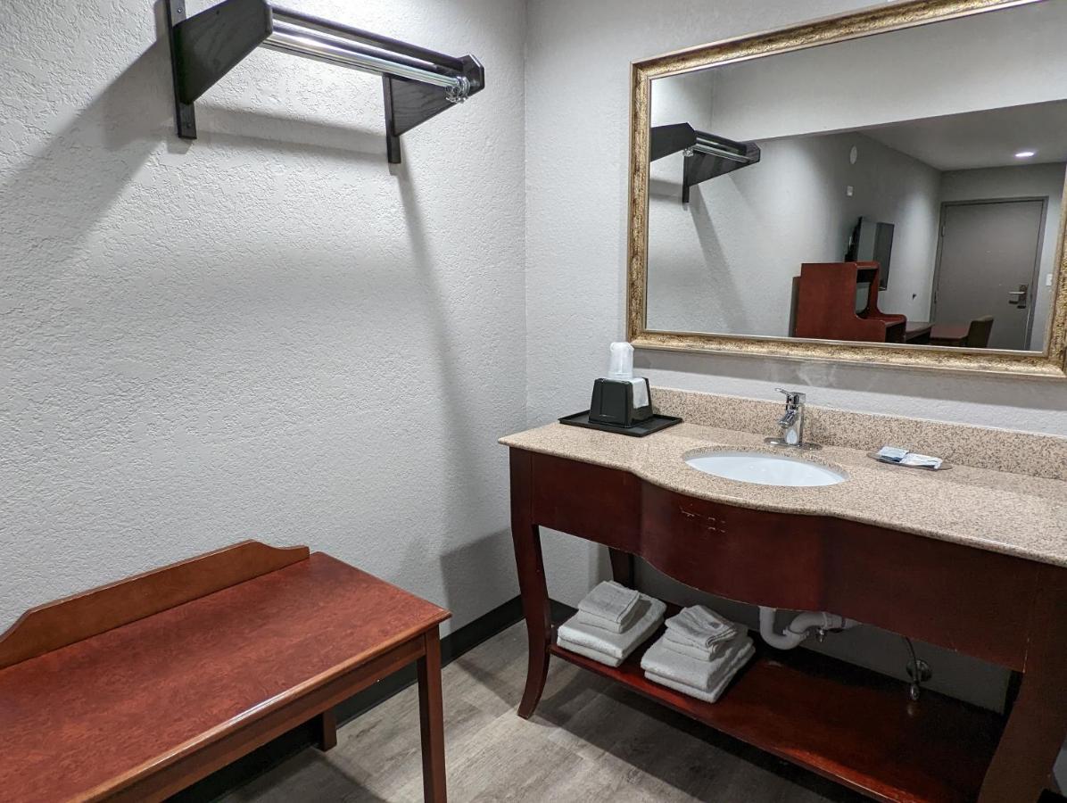 Okc Hotel Oklahoma City Buitenkant foto