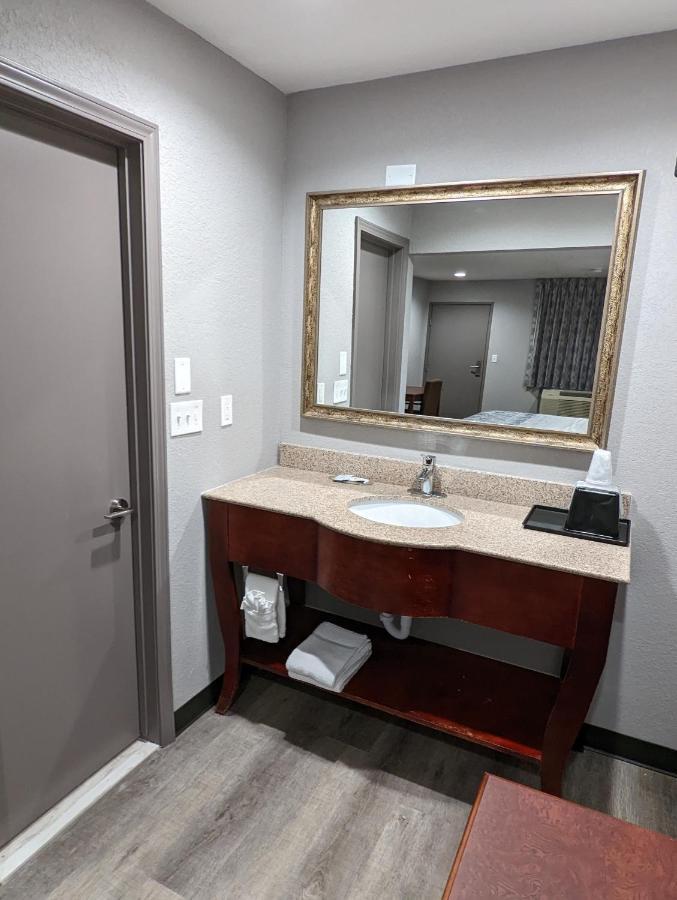 Okc Hotel Oklahoma City Buitenkant foto